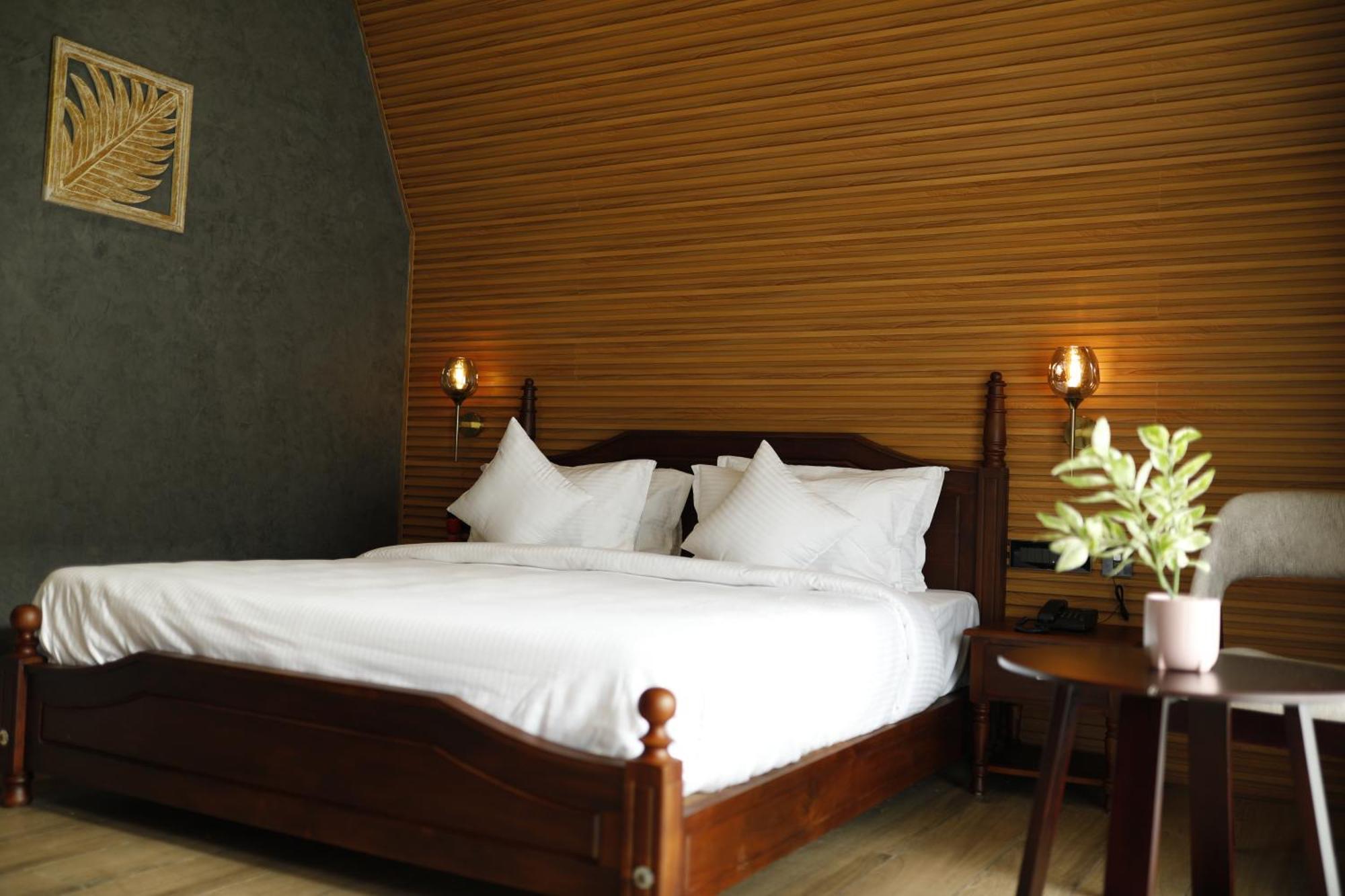 Leela'S 7Th Heaven Resort & Spa Trikunnapuzha エクステリア 写真