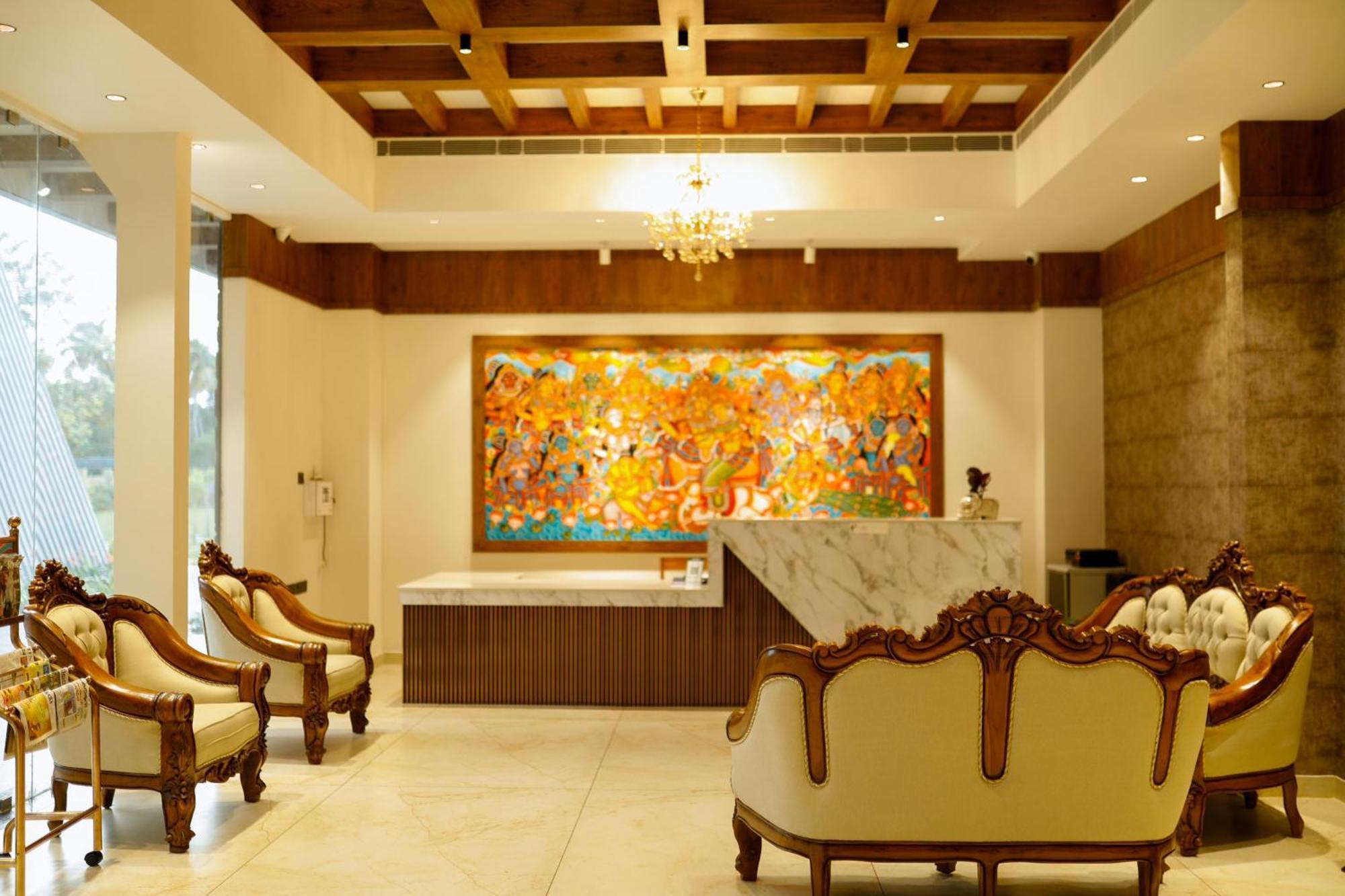 Leela'S 7Th Heaven Resort & Spa Trikunnapuzha エクステリア 写真